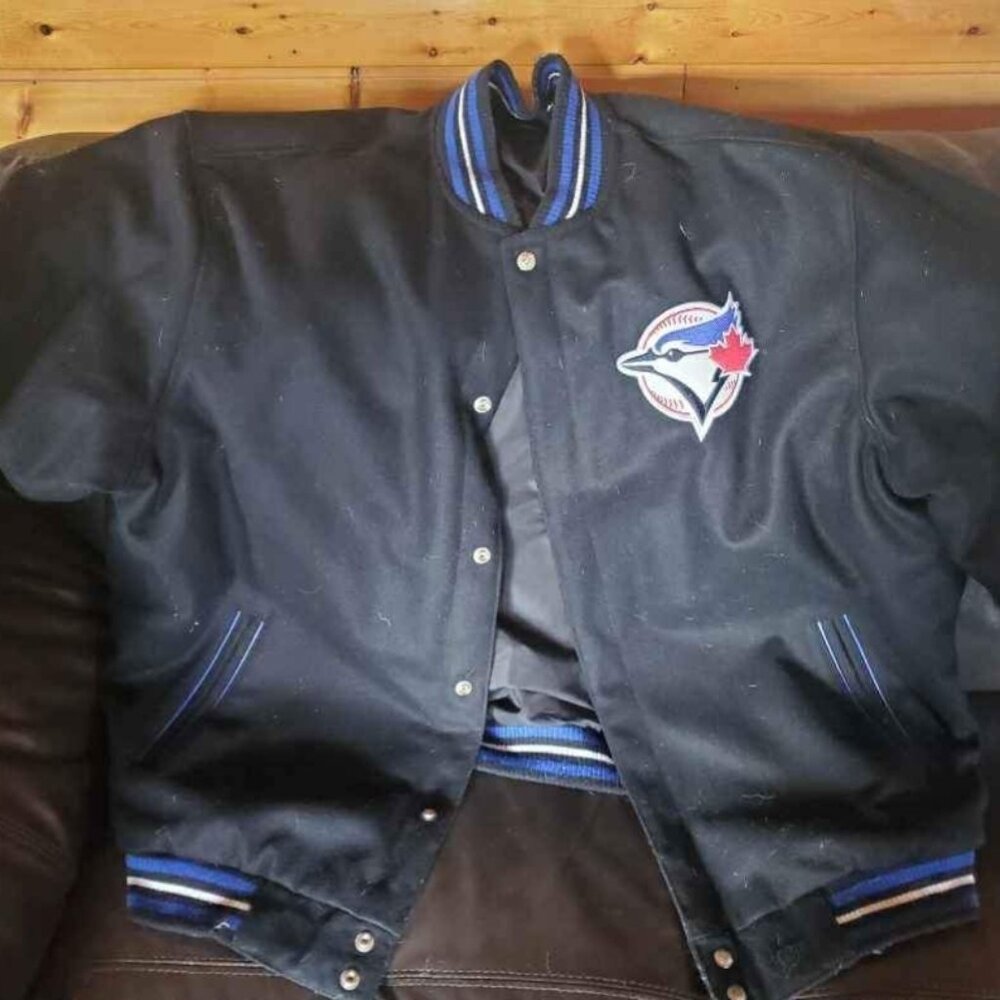 Toronto BlueJays jacket reversible